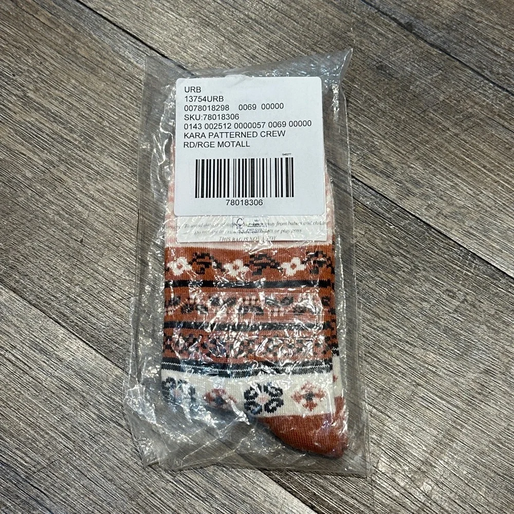 Urban Outfitters Floral Socks - Cream and Brown - Kara Patterned Crew Sock NWT